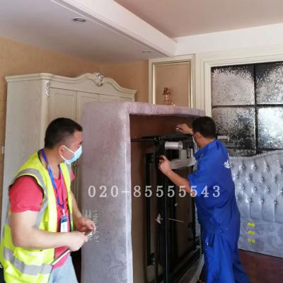 內丘縣拆裝師傅正在拆裝家具